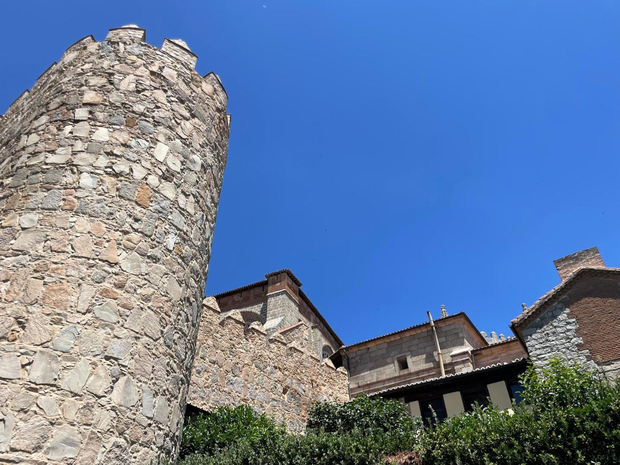 El Balcon De La Muralla Avila Bagian luar foto